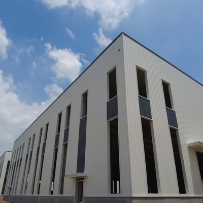 Εργασία κατασκευής δομής χάλυβα από ζεστό ψεκασμό