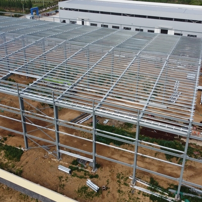 Προκατασκευασμένη Αποθήκη από Χάλυβα Q235B Q355B με Διάρκεια Ζωής 50 Ετών
