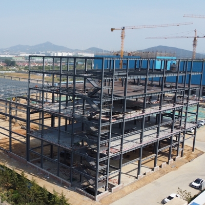 Προσυσκευασμένη δομή από χάλυβα αποθήκη με μεγάλη διάσταση πολυόροφη στέγη