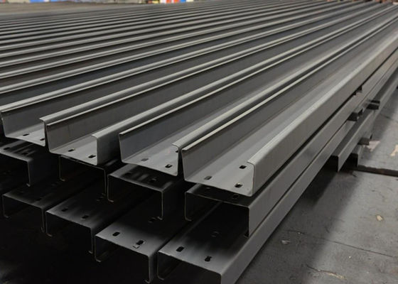 Σχήμα Z Σχήμα C Σχήμα ατσάλινης οροφής Q235B Q355B δομικές δομές